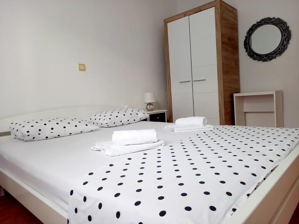 Apartments Marusic Μακάρσκα Εξωτερικό φωτογραφία
