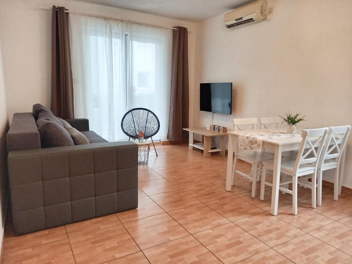 Apartments Marusic Μακάρσκα Εξωτερικό φωτογραφία