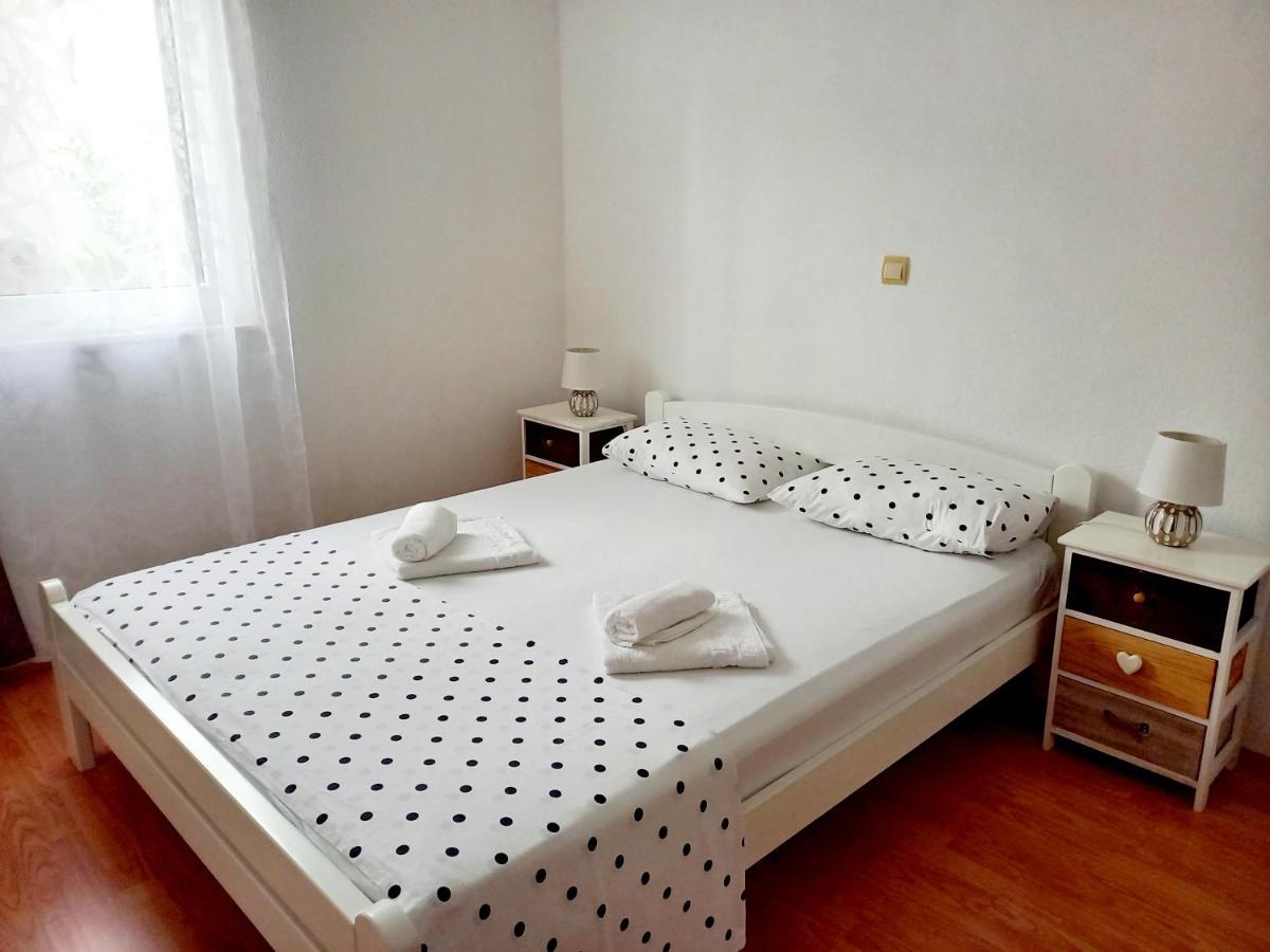 Apartments Marusic Μακάρσκα Εξωτερικό φωτογραφία