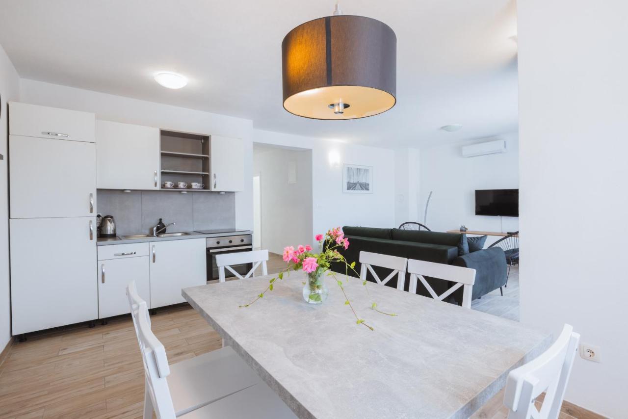 Apartments Marusic Μακάρσκα Εξωτερικό φωτογραφία