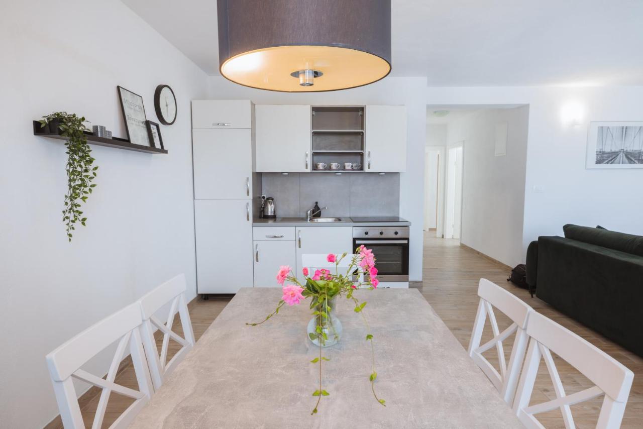 Apartments Marusic Μακάρσκα Εξωτερικό φωτογραφία
