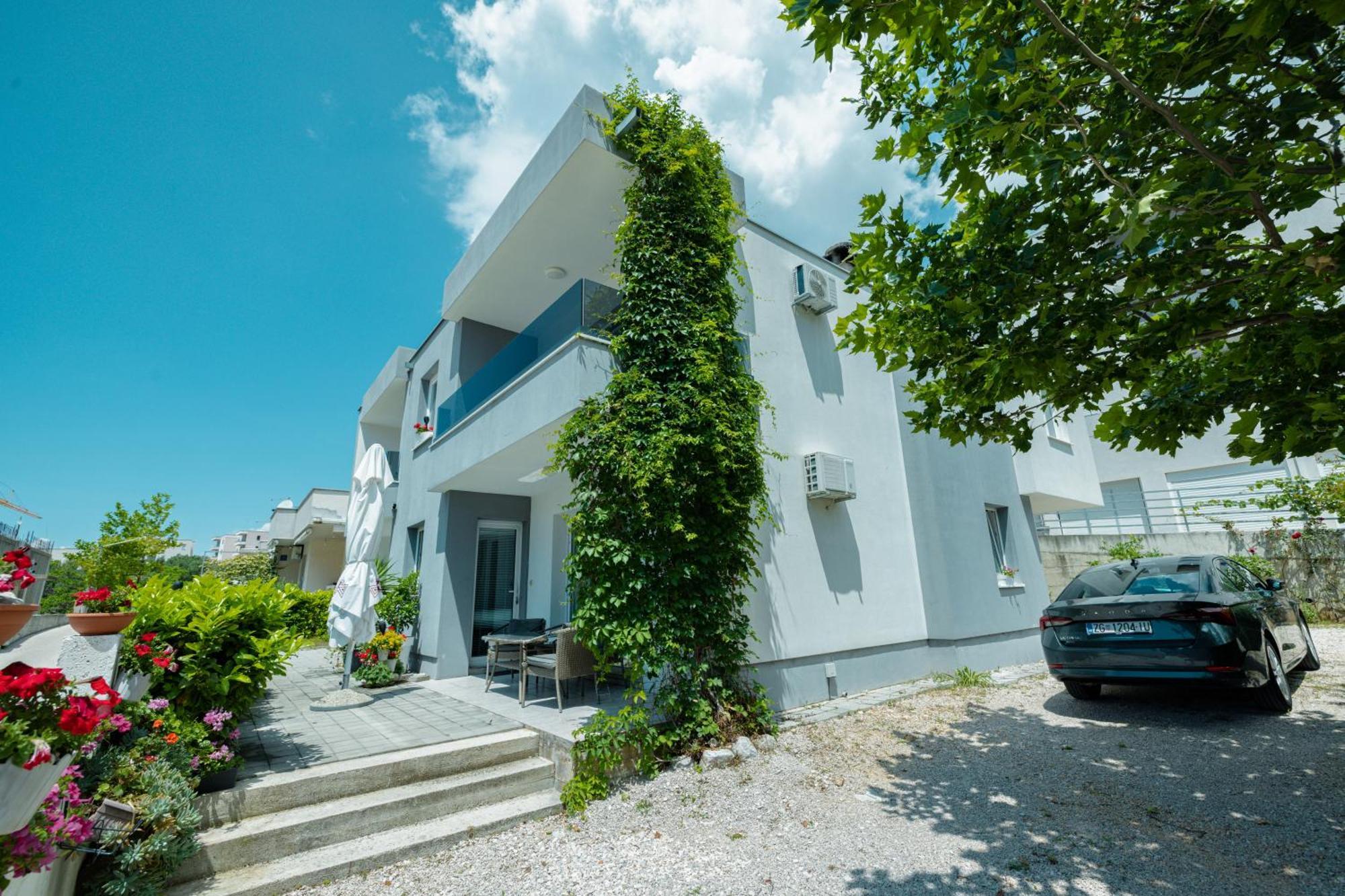 Apartments Marusic Μακάρσκα Εξωτερικό φωτογραφία